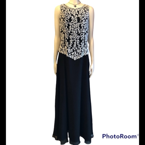 Beautiful evening gown JKARA New York - Picture 2 of 6